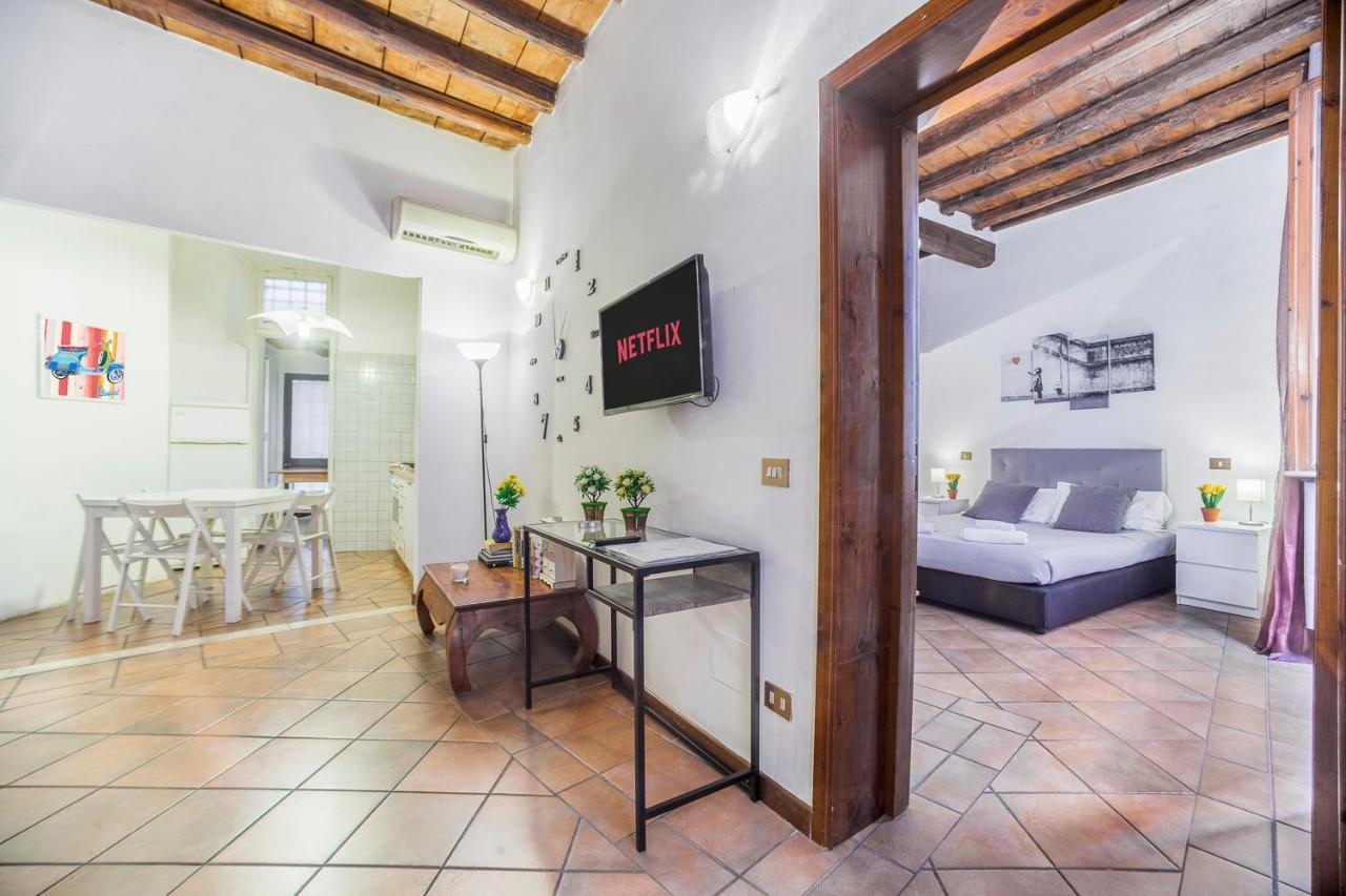 Balestrari Palace Rome Luaran gambar