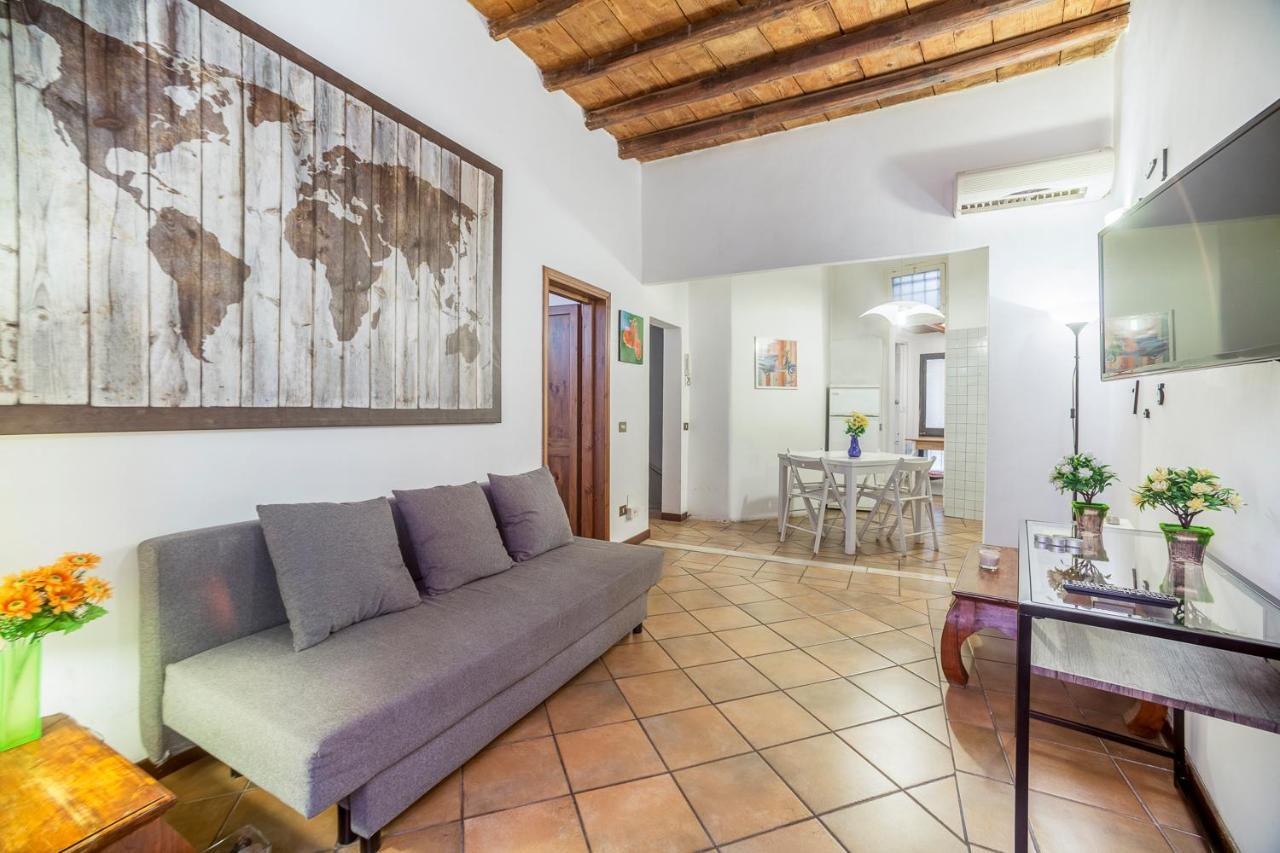 Balestrari Palace Rome Luaran gambar