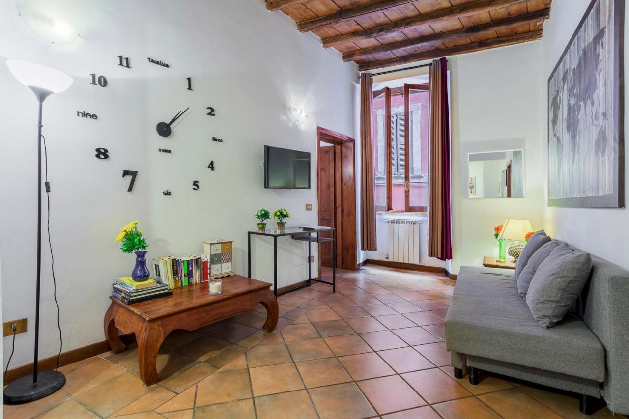 Balestrari Palace Rome Luaran gambar