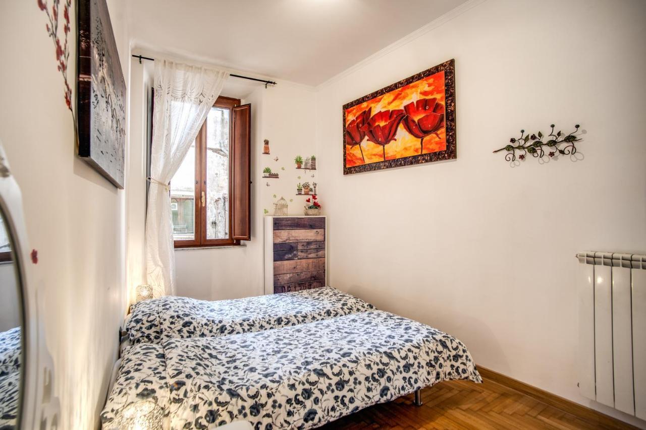 Balestrari Palace Rome Luaran gambar